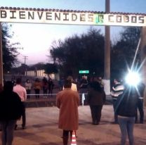 Inauguraron un p&oacute;rtico en la localidad de Cobos