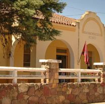 Maestros juntaron $360 mil y lo donaron al Hospital de Met&aacute;n