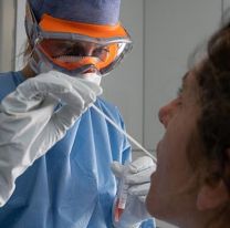 Realizan testeos masivos en geri&aacute;tricos, centros de di&aacute;lisis y personal de salud