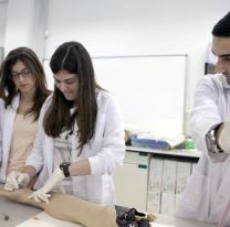 Coronavirus: alumnos de Medicina de la UNSa ya ayudan al personal de Salud