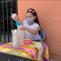 VIDEO | Anita tiene 6 a&ntilde;os y vende la limonada m&aacute;s fresca, rica y barata de Salta