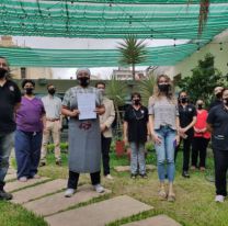 Salteños armaron una cooperativa para salvar a una confitería del centro