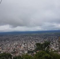 Este jueves seguir&aacute;n las lluvias y la m&aacute;xima ser&aacute; de 23&ordm;
