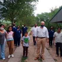 Reconocieron a chicos y chicas que estudiaron desde un hospital