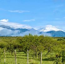 En pleno verano, Salta amaneció con los cerros pintados de blanco