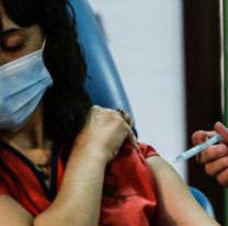 Vuelta a las aulas: en febrero comenzarán a vacunar a los docentes