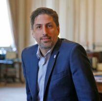 Trotta confirmó que habrá clases en las escuelas al menos  tres veces por semana