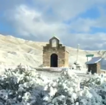 La Cuesta del Obispo regala una hermosa postal vestida de blanco