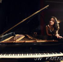 Pianista salteña necesita tu voto para ganar un concurso mundial