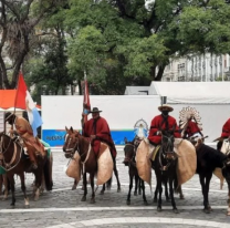 Homenaje a G&uuml;emes: los gauchos salte&ntilde;os ya pasaron por C&oacute;rdoba