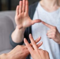 Talleres de Lengua de Se&ntilde;as en los Parques Urbanos