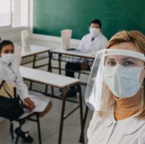 <p>zzzznacg2NOTICIAS ARGENTINAS BAIRES, AGOSTO 9: San Juan ser&aacute; ma&ntilde;ana la primera de las provincias que retomar&aacute; las clases presenciales en medio de la pandemia por el coronavirus, pero lo har&aacute; con un protocolo especial y un sistema bimodal, ya que inclui