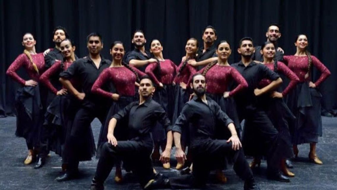 Función especial por los 10 años del Ballet Folklórico de Salta