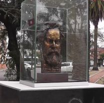 Puesta en valor del ?Paseo de la Democracia? y la inauguración de un busto de Güemes