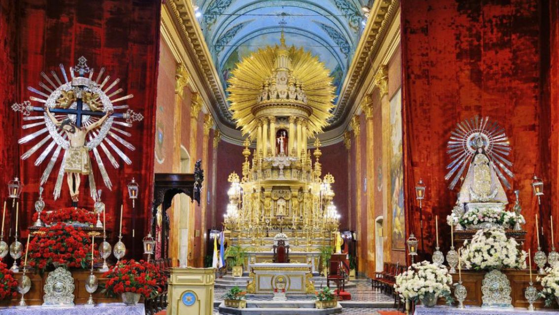 Con la entronización del Señor y la Virgen, en Salta ya se respira el tiempo del Milagro