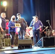 Distinguieron a Ulises Bueno por su labor y aporte a favor de comedores de Salta