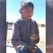 VIDEO | Conoc&eacute; a Gast&oacute;n, el ni&ntilde;o que canta entre los cerros y sue&ntilde;a con una guitarra