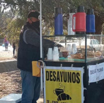 A un salteño el COVID le quitó toda su familia y ahora vende desayunos para salir adelante