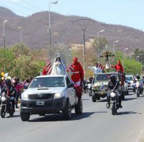 Milagro salteño en los barrios: emoción, lágrimas y el pedido por el fin de la pandemia