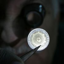 Desilusión: aclararon cuál es el verdadero valor de las monedas de $1 con error ortográfico