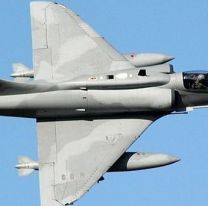 Los cazabombarderos de la Fuerza A&eacute;rea despertaron a m&aacute;s de un salte&ntilde;o