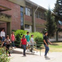 Alumnos de la UCASAL fueron los ganadores del Hackatón Internacional Movilizando Talentos