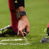 El argentino creador del spray para árbitros le ganó un millonario juicio a la FIFA