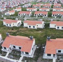 Diputados buscan que el IPV destine un cupo del 5% para mujeres que sufren violencia