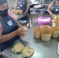 Movida solidaria para que familias salte&ntilde;as tengan su cena navide&ntilde;a