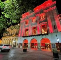 Salta se ilumina de naranja por la eliminaci&oacute;n de la violencia contra las mujeres