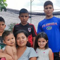 Siete hermanitos salteños huérfanos esperan el &#8220;milagro de Navidad&#8221;