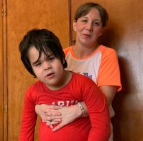 Madre salte&ntilde;a y su hijo tienen autismo: El pedido desesperado para esta noche