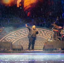 Juan Fuentes actuó bajo la lluvia en Cosquín y fue ovacionado por el público