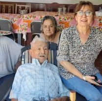 El abuelo Félix Satti cumplió sus 102 años y los festejó a lo grande