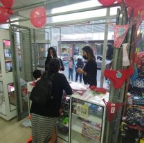 160 manteros se reconvirtieron y pudieron instalarse en un nuevo local de calle Pellegrini