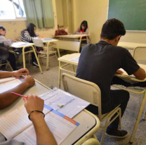 Jóvenes con secundario incompleto podrán terminarlo y obtener el título 
