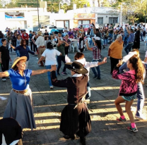 Se vive a pleno la "Semana de la zamba y la empanada" en El Carril