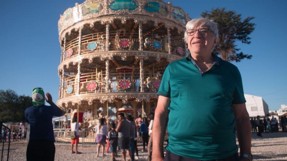 Conocé a Federico, el creador del carrusel del parque Bicentenario