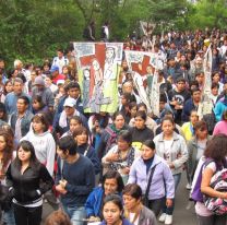 Salta se prepara para el Vía Crucis en el cerro San Bernardo