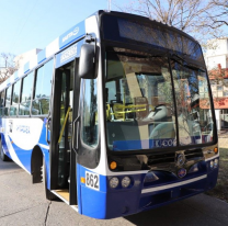 El paro de colectivos sería por lo menos hasta el mediodía de este martes