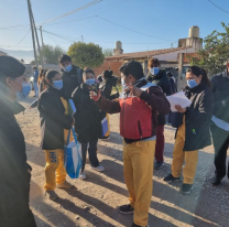 Enfermeros harán visita casa por casa en los barrios de Salta