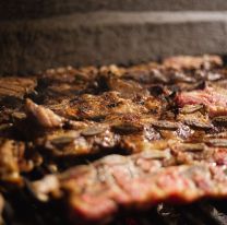 Parrillada salteña busca ayudante de cocina y cajero: cómo postularse