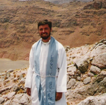 Hoy cumpliría 57 años el padre Chifri, "El curita de los cerros"