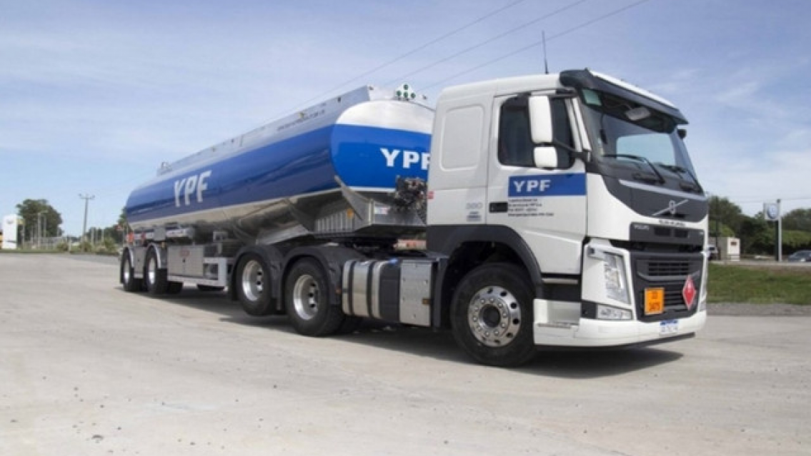 YPF busca en Salta choferes de cargas peligrosas: paga buen Sueldo
