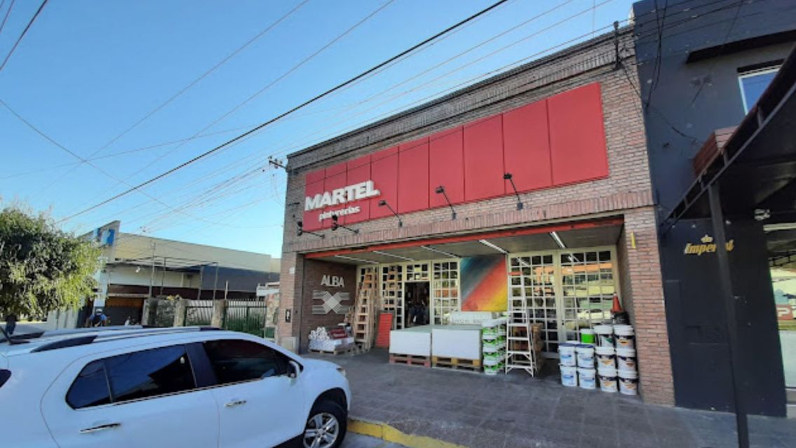 Martel Pinturerías busca auxiliar de depósito, cajero y vendedores de salón