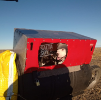 Salteño regresa a la provincia desde el Sur, en moto, con su perritos y su gato