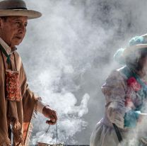 Salteños y turistas homenajearon a la Pachamama en el Mercado Artesanal