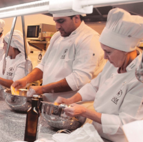 2 de agosto: Día del Gastronómico en Argentina