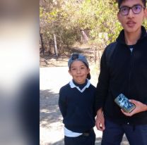 Tiene 9 años, encontró un celular en el colectivo y lo devolvió