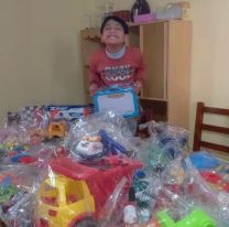 Salteñito regaló sus juguetes a otros nenes que no tenían nada